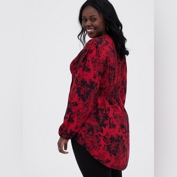 Torrid Sz 3 Babydoll Twill Smocked Button-Front Tunic Top Floral Red - Picture 9 of 11